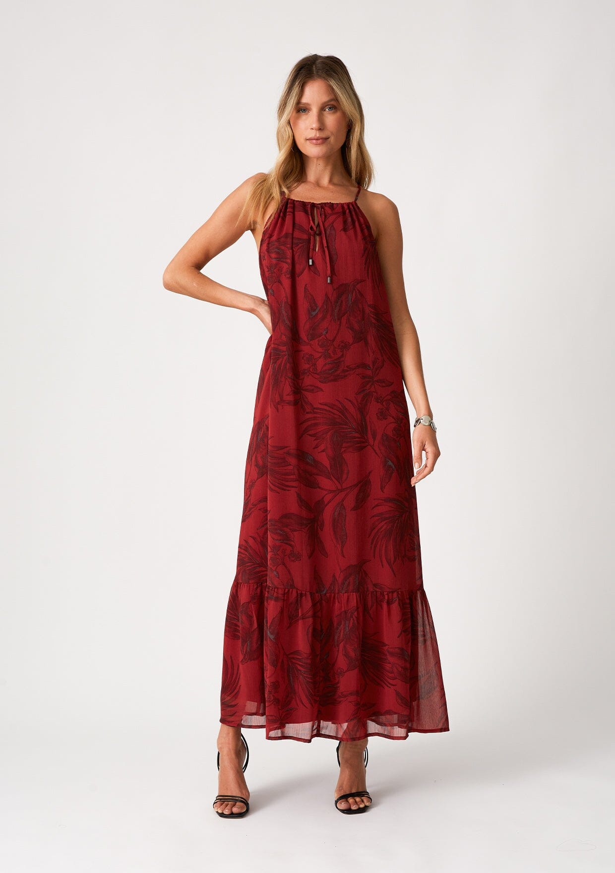 Fayth Heartstrings Maxi Dress in Wine Red (XS), Women's Fashion, Dresses &  Sets, Dresses on Carousell