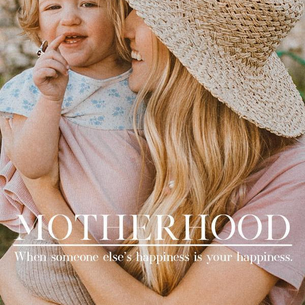 Cute Trending Maternity Outfits  LOVESTITCH Maternity Dresses - m - m