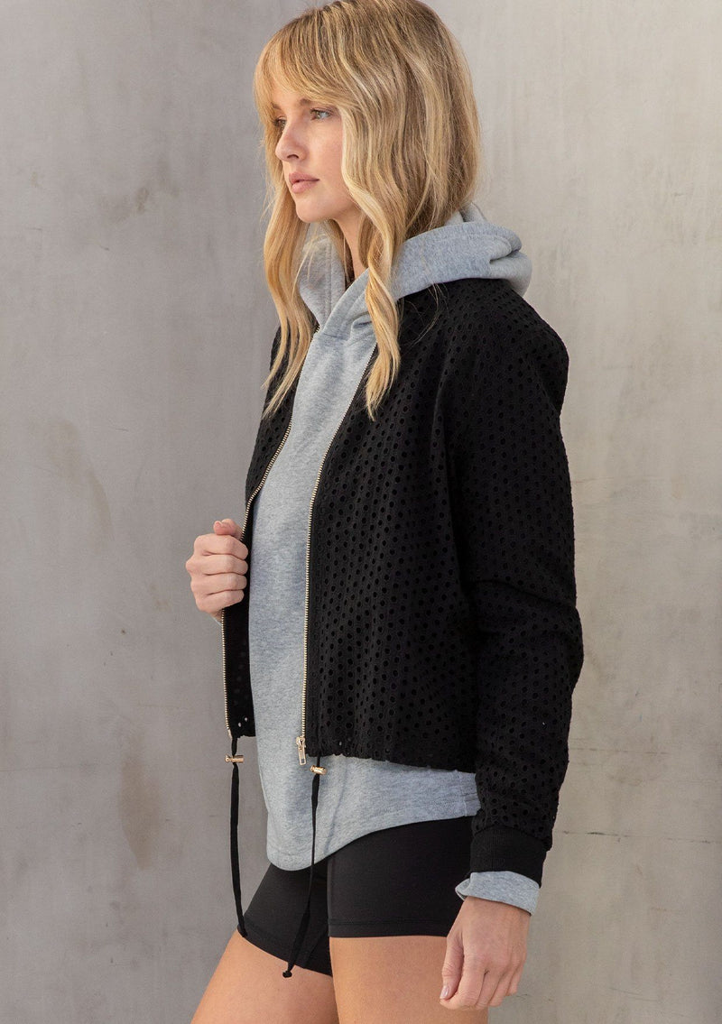 Sporty jacket with quilted front