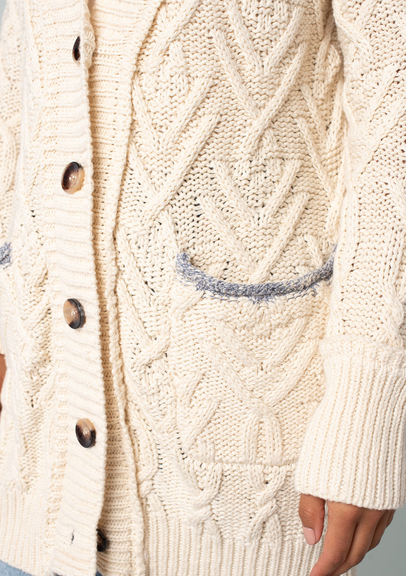 Hearthome Socks pattern by Wool & Pine